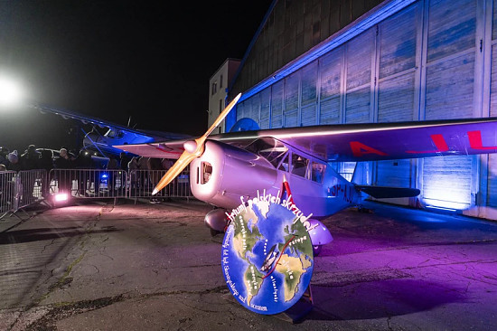 Noc w Instytucie Lotnictwa